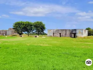 La Batterie d'Azeville (Azeville gun battery)
