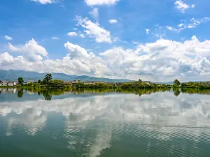 Dali West Lake