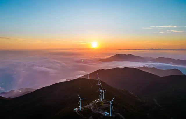 Sunrise Sightseeing in Taizhou