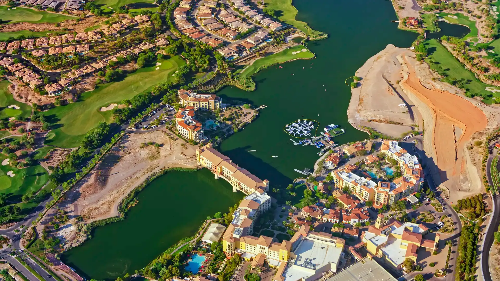 Hotels near Lake Las Vegas
