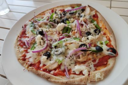 La Rosabelle Bar & Grill