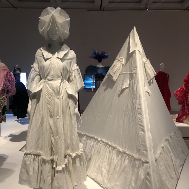 国立新美術館