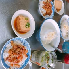 Kaiyuanhongshaotutuoyugeng User Photo