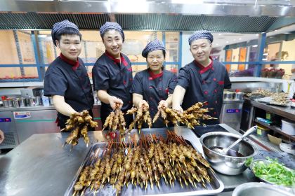 胖子月芽脆烧烤(总店)