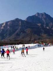安陽林州太行山国際滑雪場
