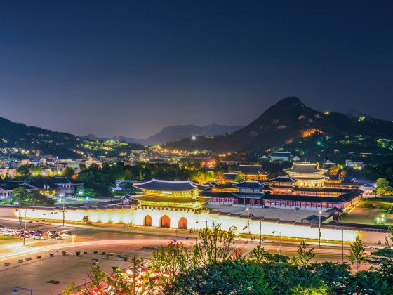 Gwanghwamun Square