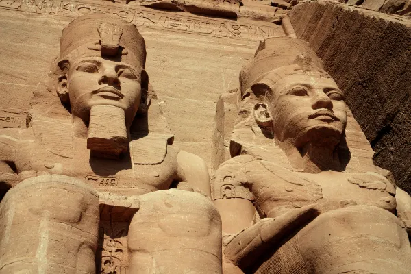 Flug Abu Simbel Amman