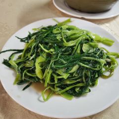 YAU KEE User Photo
