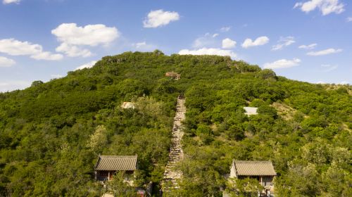 Qianfo Mountain (Thousand Buddha Mountain)