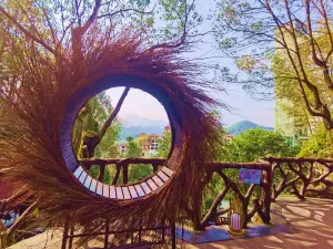 Grand Metro Park Hot Spring Mingyue Mountain Resort