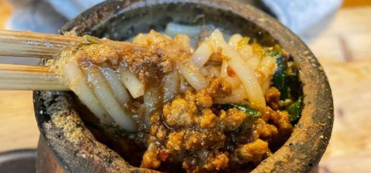 Jing Xing Yuan Pot-type Rice Noodle