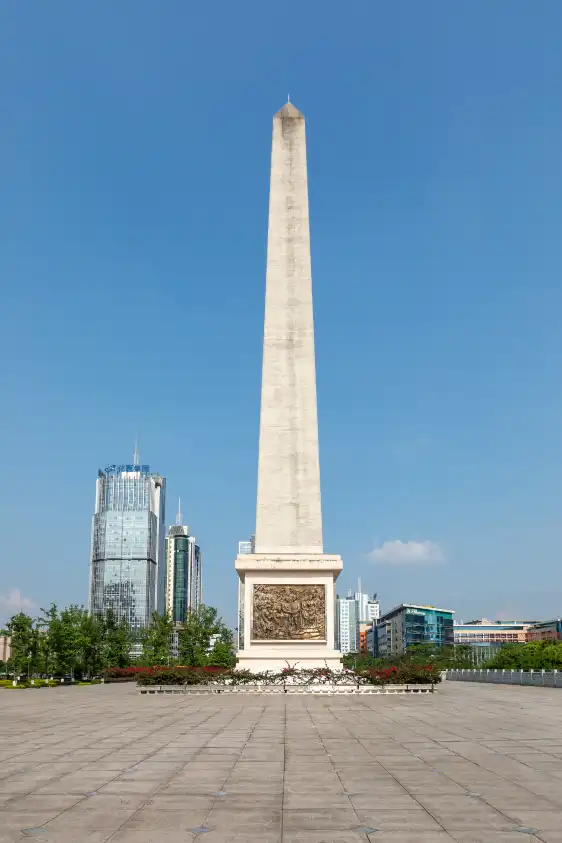 鄰近兩江幸福廣場的酒店