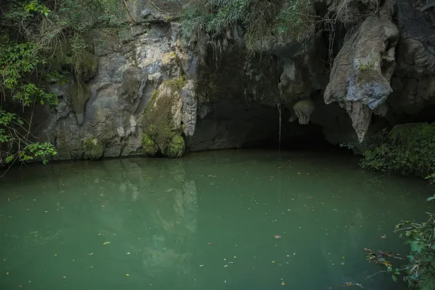 Yangshuo Yuyuan Resort （Shili Gallery &Yulong River）