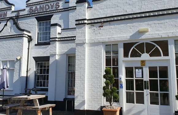 The Crown and Sandys Restaurant