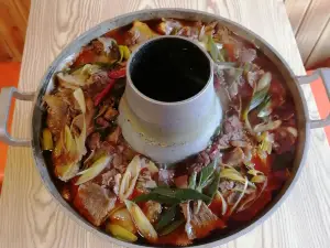 (清真)鲜香阁秘制土火锅