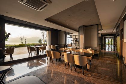 SUNSET RESTAURANT