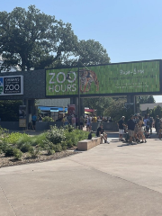 Omaha Zoo South (Main) Entrance