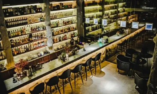 Vault Bar