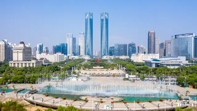 Hotels near Qiushui Square