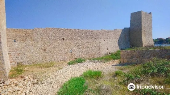 Kastelina Castle