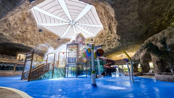 Desert Falls Water & Adventure Park