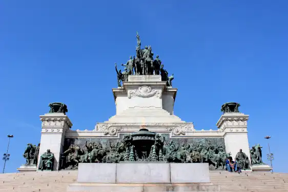 Hotels near Monument to the Independence of Brazil