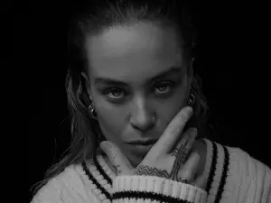 앤트워프 | Tash Sultana 2027<Return To The Roots>투어