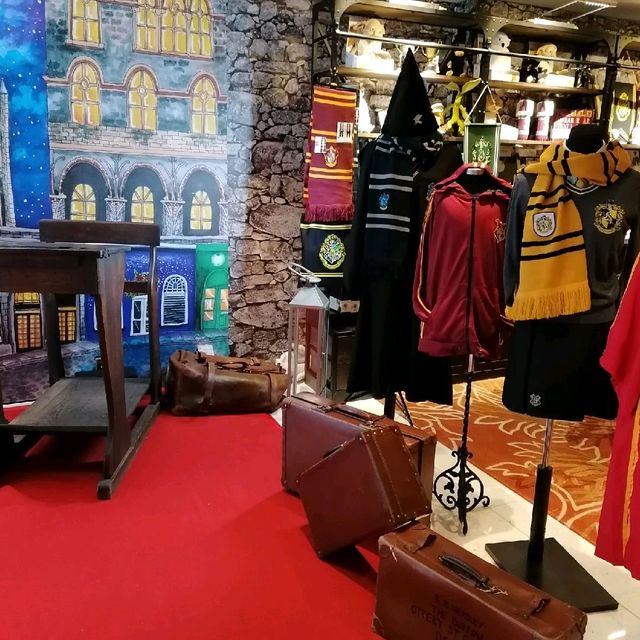 文華海鮮自助晚餐逛哈利波特專賣店
