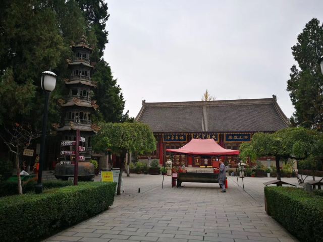 香積寺