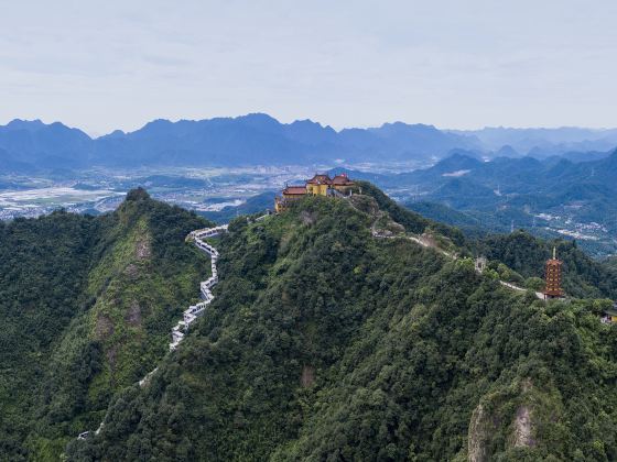 Xianglu Peak