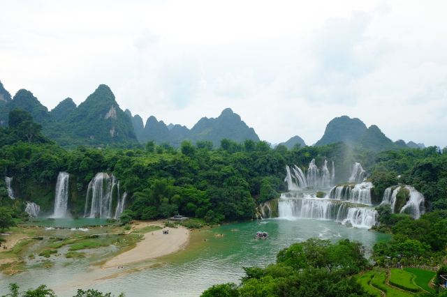 Gulongshan Canyons