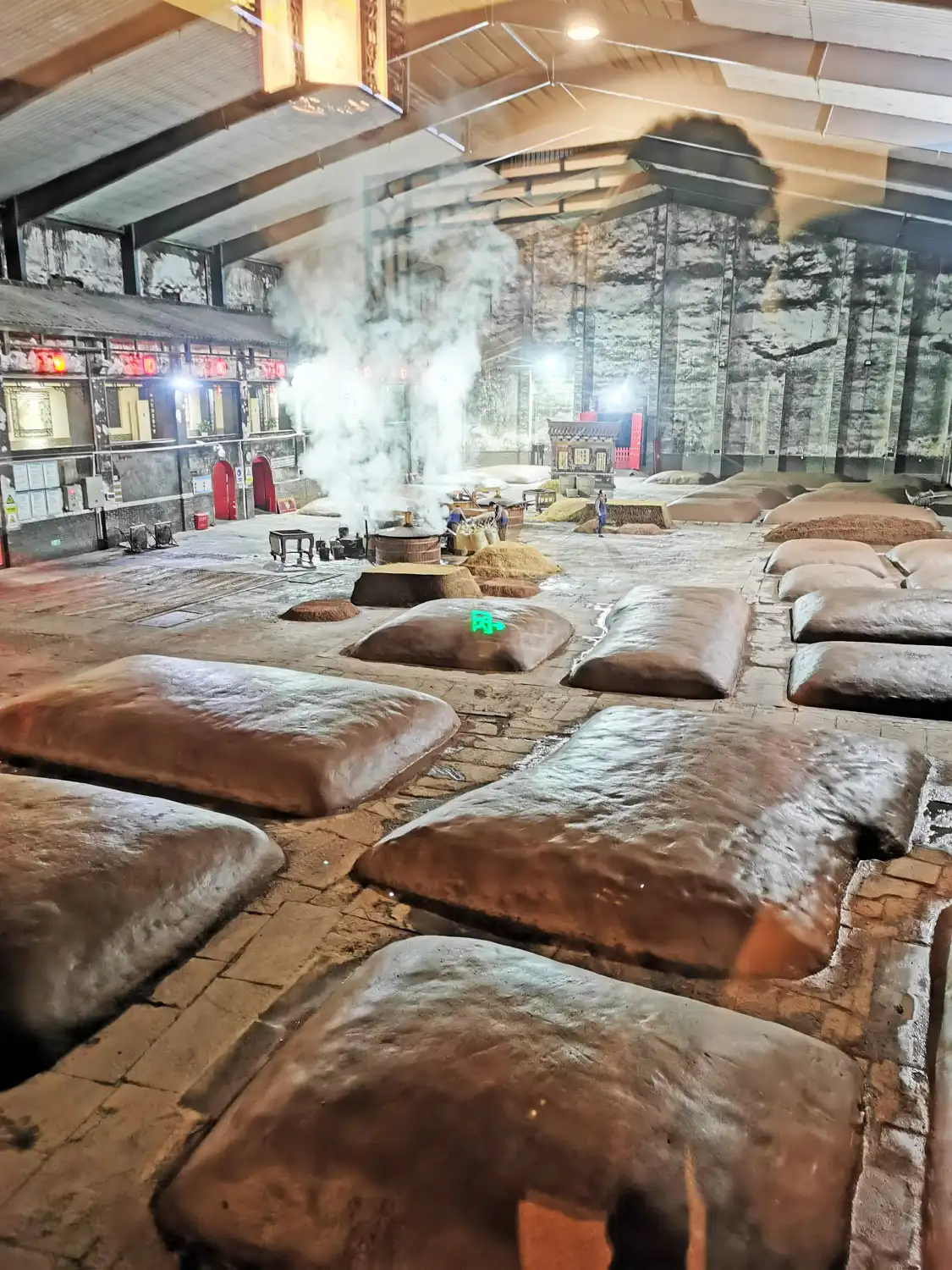 Hotels near National Treasure Pits, Luzhou Laojiao