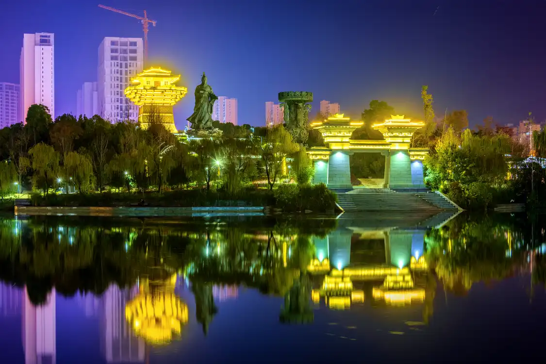 Hotels near Suizhou Cultural Park