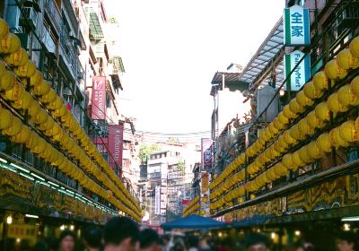 Keelung Miaokou Night Market