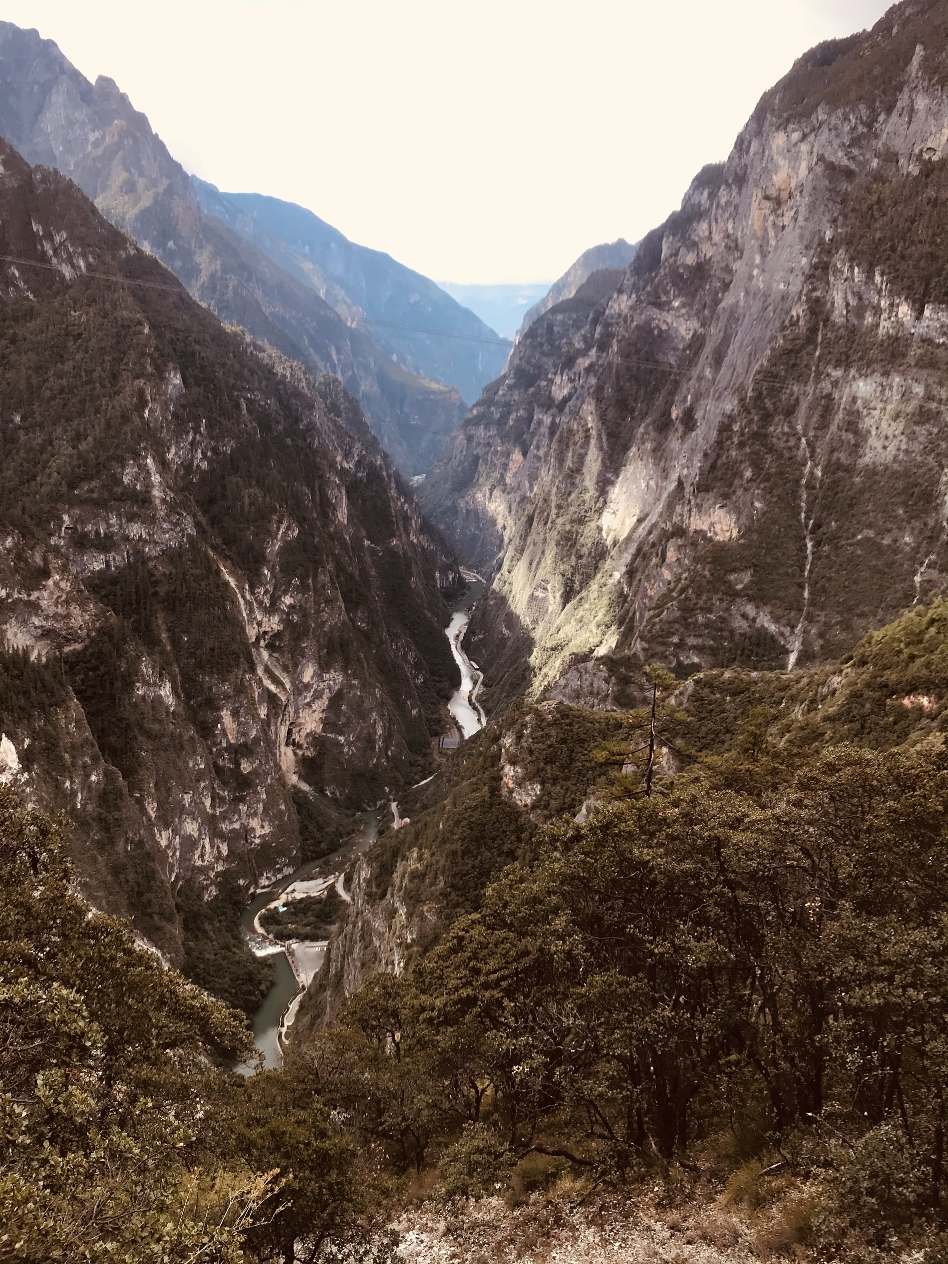 巴拉格宗香格里拉大峡谷国家公園のレビュー 巴拉格宗香格里拉大峡谷国家公園のチケット 巴拉格宗香格里拉大峡谷国家公園の割引 巴拉格宗香格里拉大峡谷国家公園の交通機関 所在地 営業時間 巴拉格宗香格里拉大峡谷国家公園周辺の観光スポット ホテル グルメ