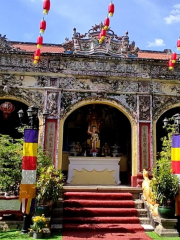 Buu Phong Temple