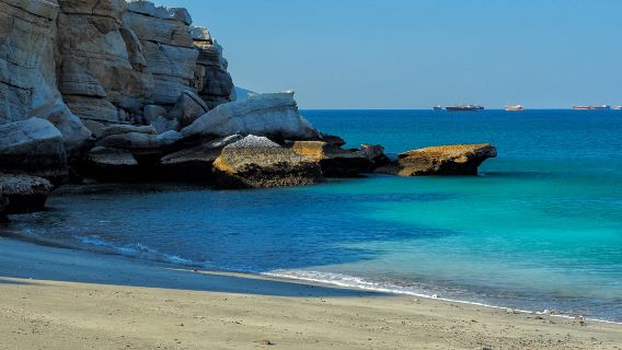 Bassa public beach
