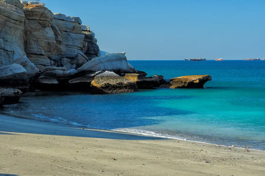 Bassa public beach