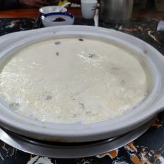 鸿馥养生豆浆鸡火锅(弥勒店) User Photo