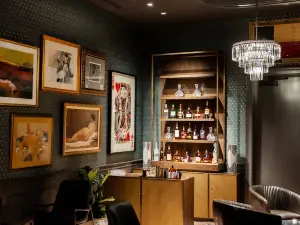 Magnum Speakeasy