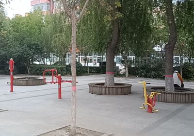 Guo'erluosi Park