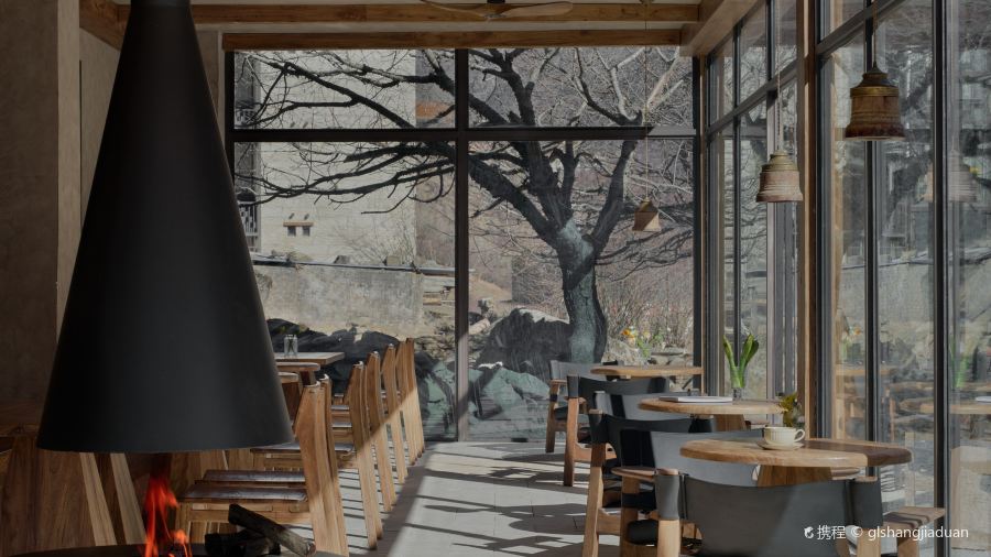 四姑娘山仰望星空·Vacilando度假庄园(长坪沟景区店)·猎户餐厅