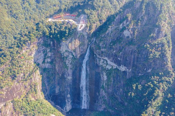 Daixian Waterfall