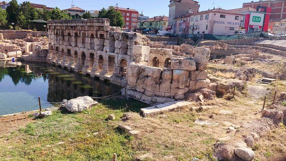 Roma Kral Kızı Hamamı