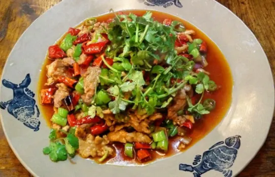 四海聚特色中餐館