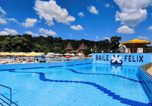 Băile Felix Center