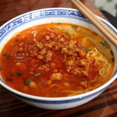 220辣肉面馆(松花江路店) User Photo