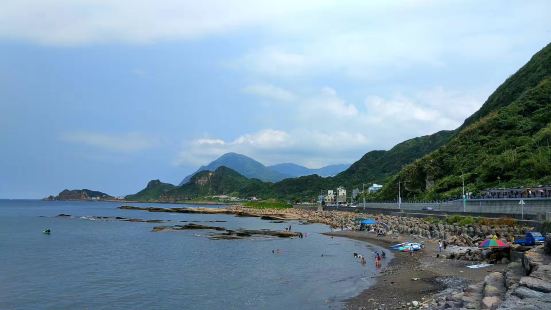 石碇千岛湖没有杭州千岛湖那么大的，但是景色也是特别的不错的，