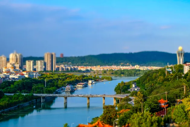 Класс люкс Отели в г. Мяньян