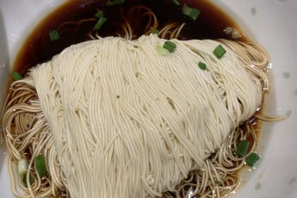 新萬鑫銀絲麵館（方糖店）